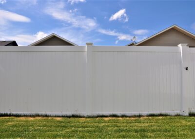 DLR vinyl fence privacy fence
